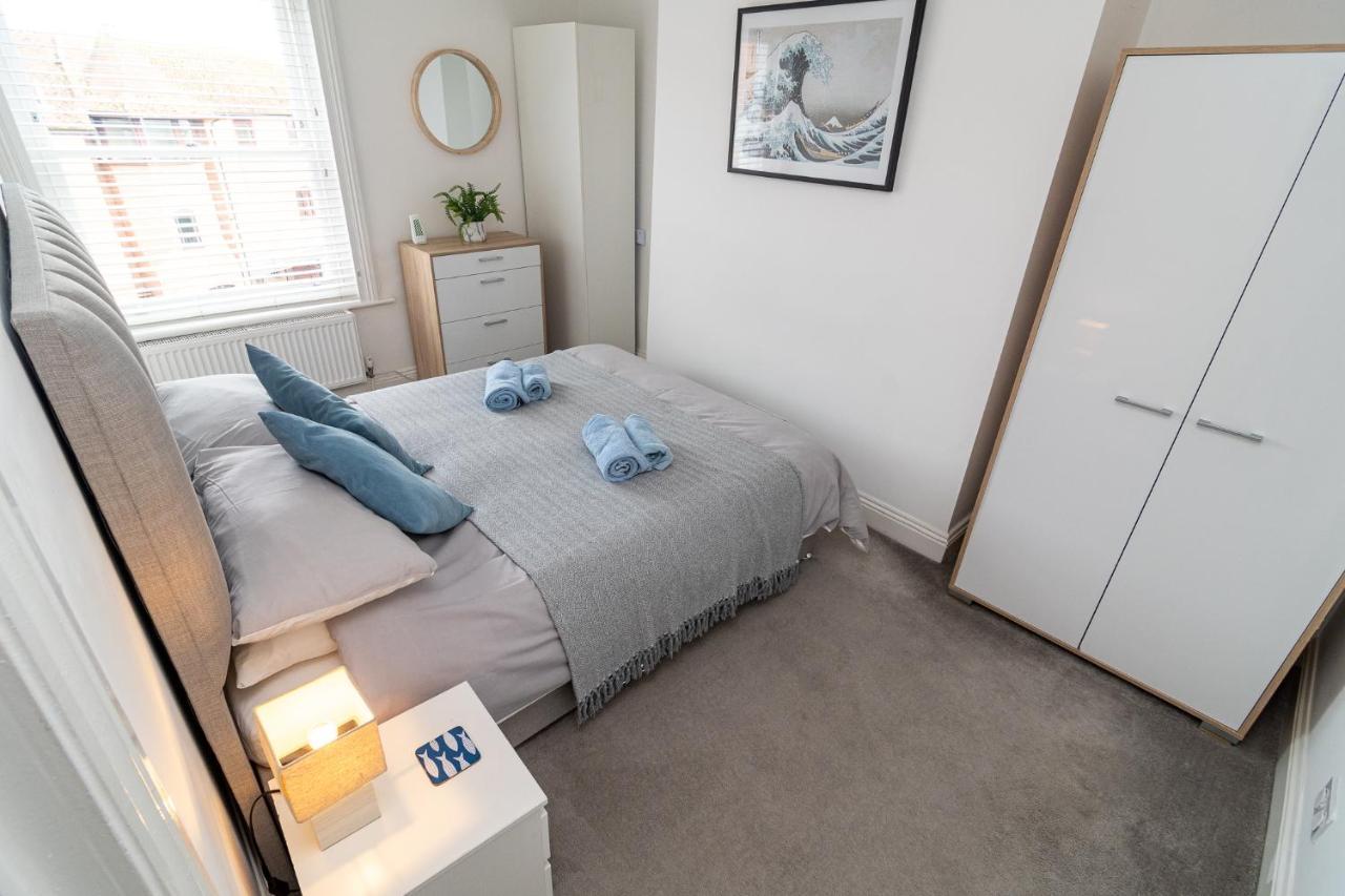 Light And Airy 1 Bedroom Flat 700M From The Beach Bournemouth Eksteriør bilde