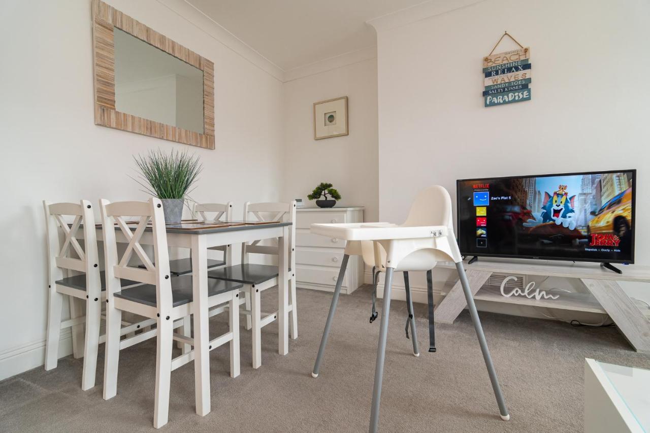 Light And Airy 1 Bedroom Flat 700M From The Beach Bournemouth Eksteriør bilde