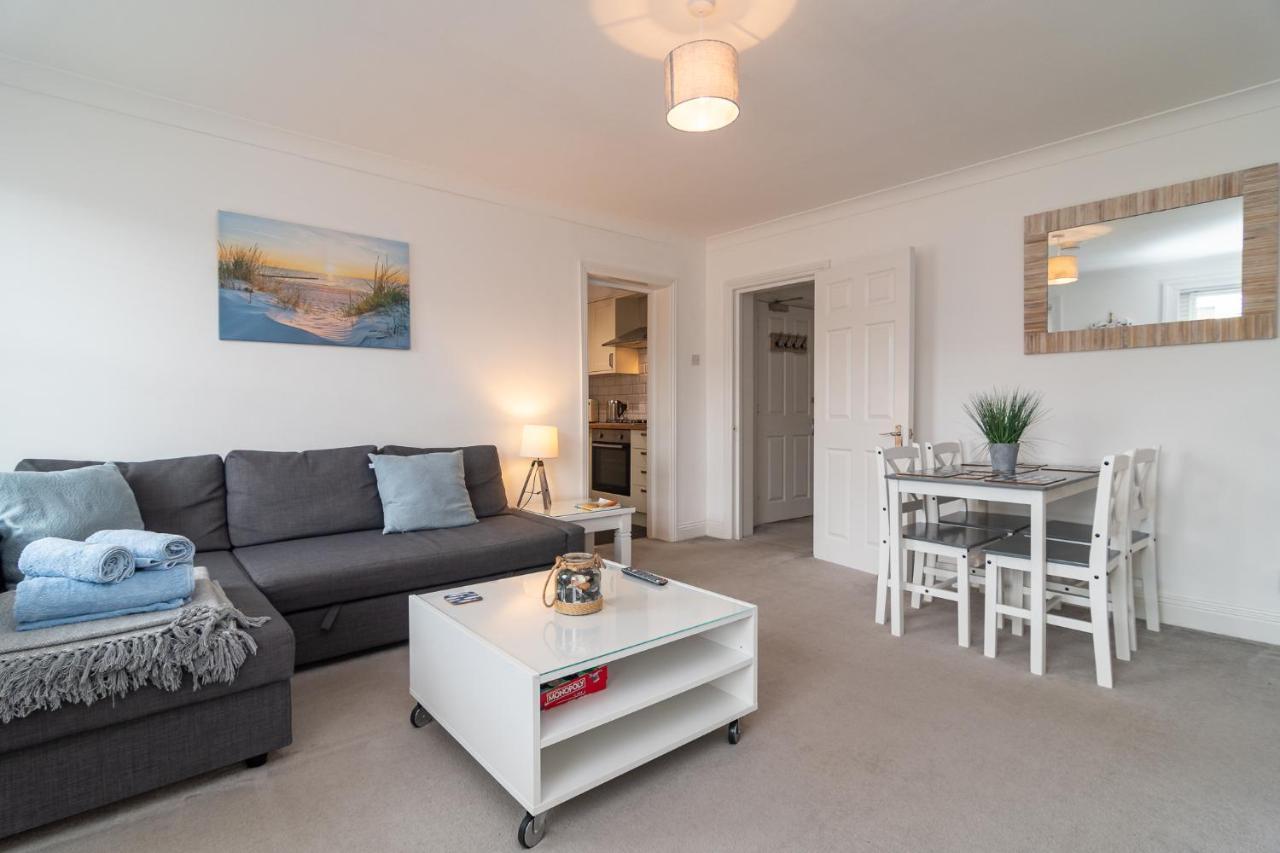 Light And Airy 1 Bedroom Flat 700M From The Beach Bournemouth Eksteriør bilde