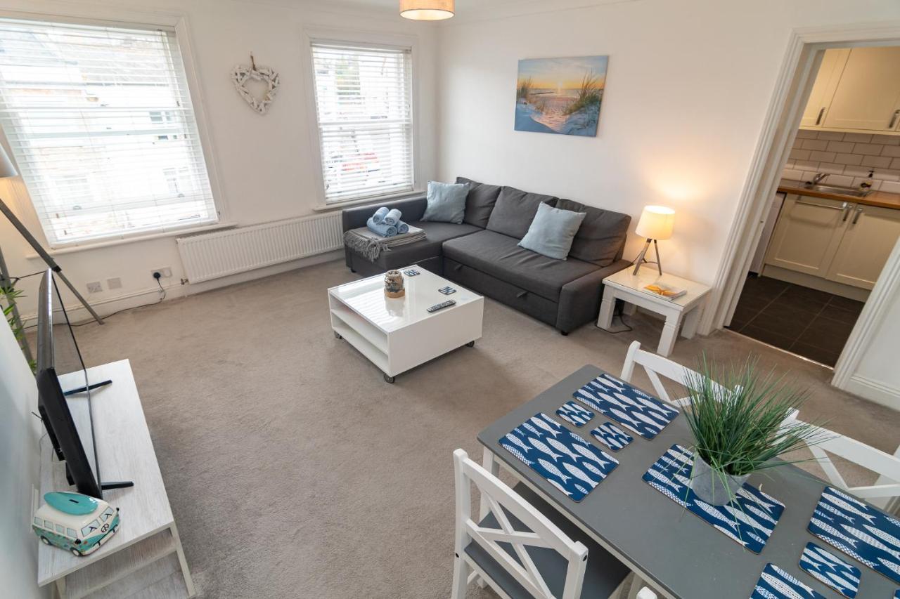 Light And Airy 1 Bedroom Flat 700M From The Beach Bournemouth Eksteriør bilde