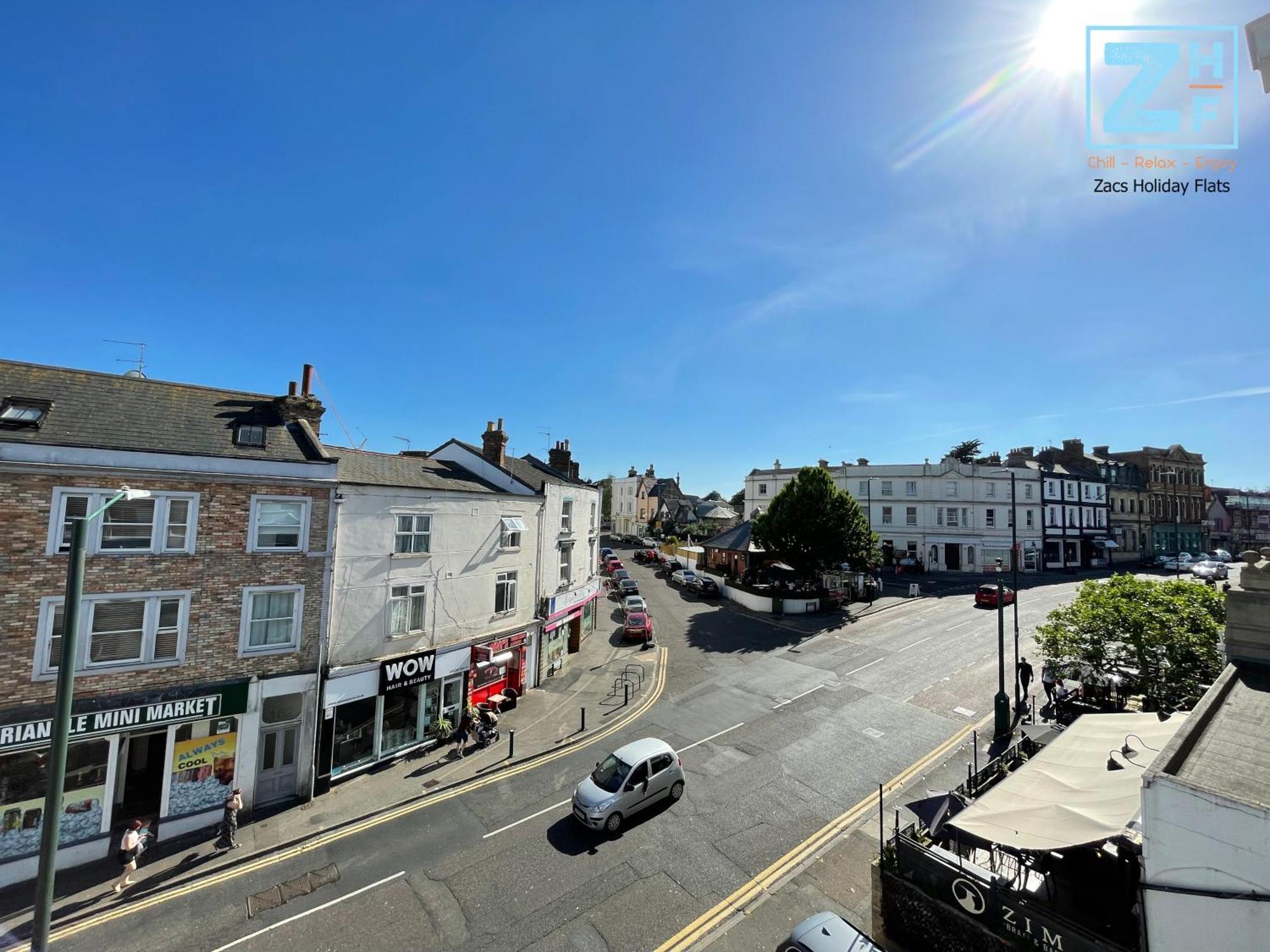 Light And Airy 1 Bedroom Flat 700M From The Beach Bournemouth Eksteriør bilde
